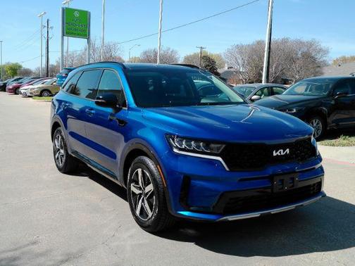 2023 Kia Sorento S