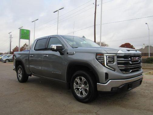 2024 GMC Sierra 1500 SLT