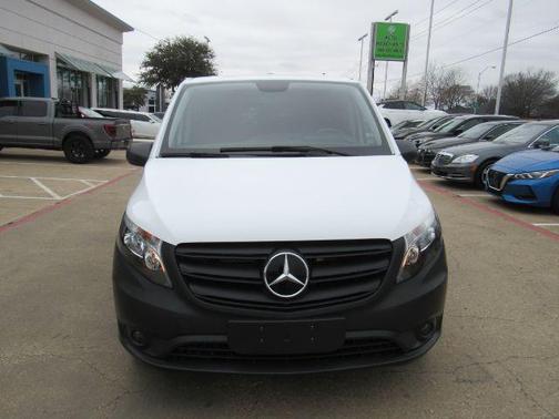 2023 Mercedes-Benz Metris Base