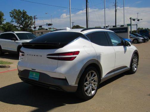 2023 Genesis GV60 Advanced AWD