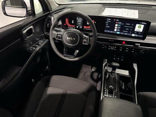 2025 Kia Sorento LX