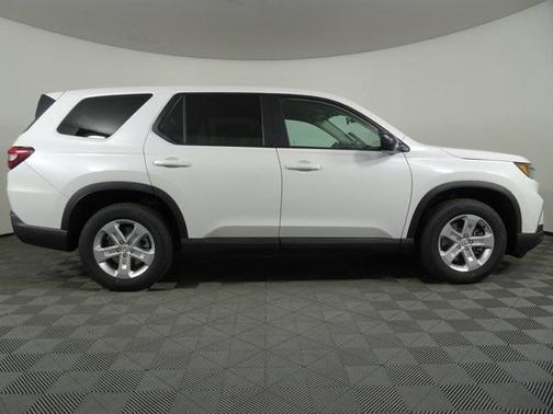 2023 Honda Pilot LX