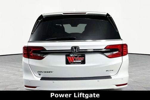Platinum White Pearl 2023 Honda Odyssey