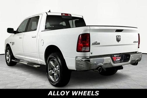 Bright White Clearcoat 2019 RAM 1500 Classic Big Horn