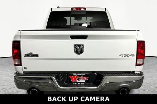 Bright White Clearcoat 2019 RAM 1500 Classic Big Horn