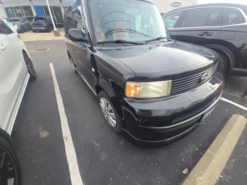2005 Scion xB 