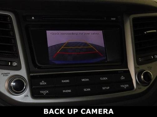 2016 Hyundai TUCSON SE
