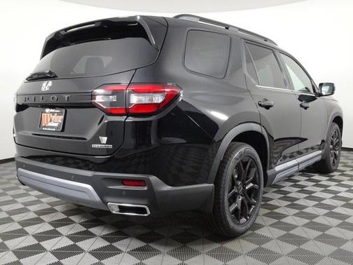 2025 Honda Pilot Touring+