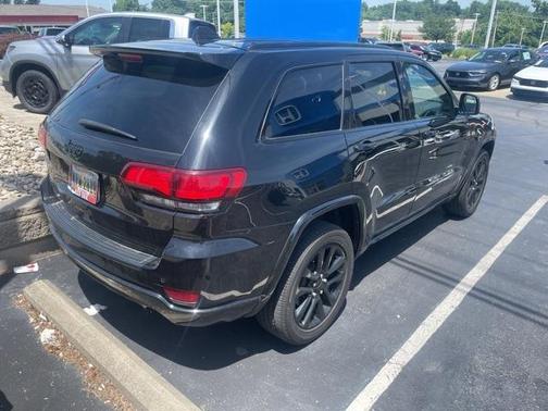 2022 Jeep Grand Cherokee WK Laredo