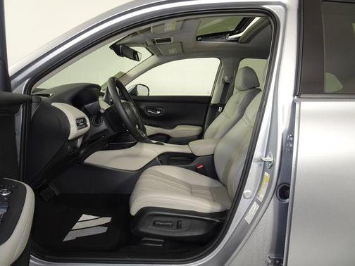 Solar 2026 Honda HR-V EX-L