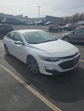 2022 Chevrolet Malibu RS