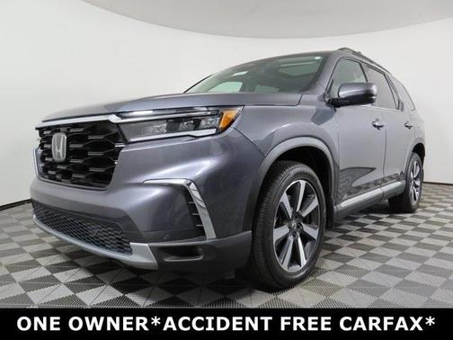 2023 Honda Pilot Touring