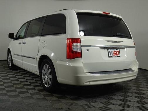 2011 Chrysler Town & Country Touring-L