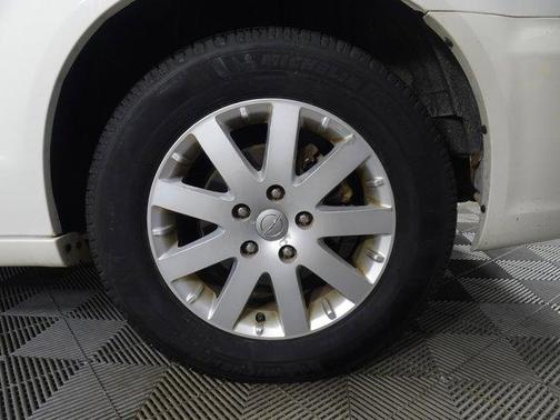 2011 Chrysler Town & Country Touring-L