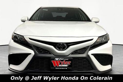 White 2022 Toyota Camry SE