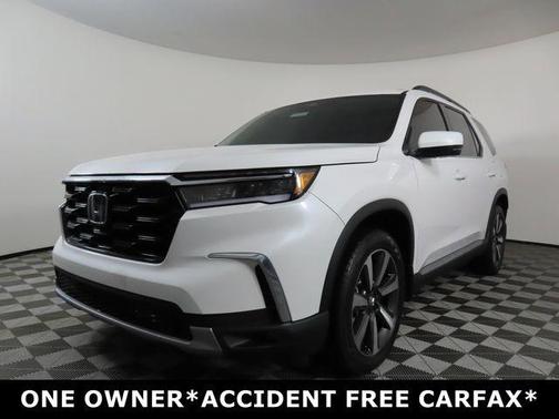 Platinum White Pearl 2025 Honda Pilot Touring