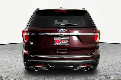 Burgundy Velvet Metallic Tinted Clearcoat 2018 Ford Explorer XLT