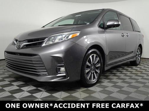 2019 Toyota Sienna Limited Premium