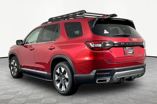 Radiant Red Metallic II 2026 Honda Pilot Elite