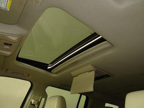 2017 Cadillac Escalade ESV Luxury