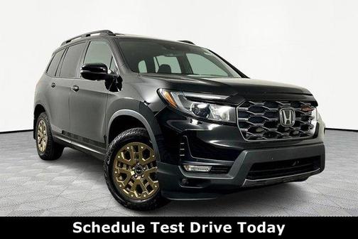 Crystal Black Pearl 2023 Honda Passport TrailSport