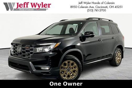 Crystal Black Pearl 2023 Honda Passport TrailSport
