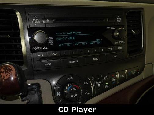 2014 Toyota Sienna XLE