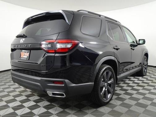 2025 Honda Pilot Sport
