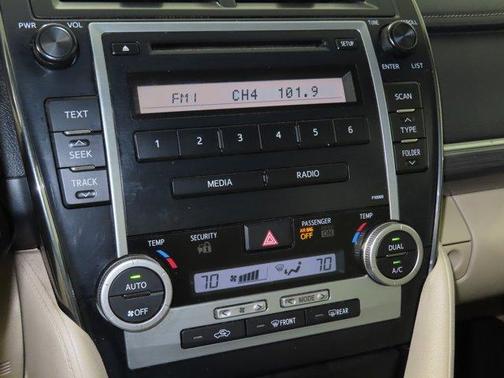 2012 Toyota Camry Hybrid LE