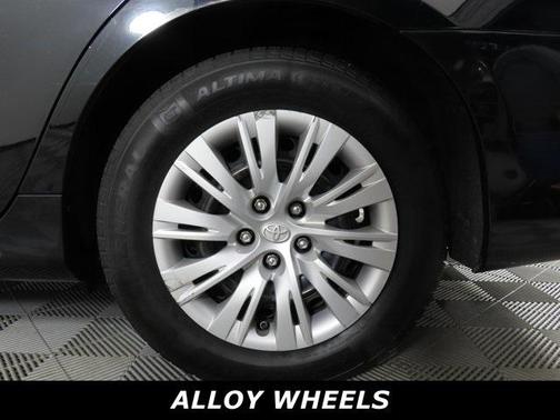 2012 Toyota Camry Hybrid LE