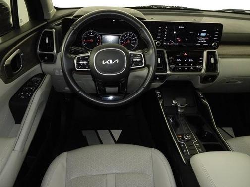 2023 Kia Sorento X-Line S