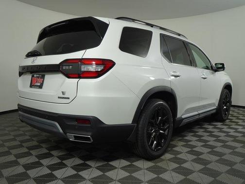 2025 Honda Pilot Touring+