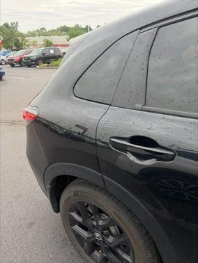 Crystal Black Pearl 2024 Honda HR-V Sport