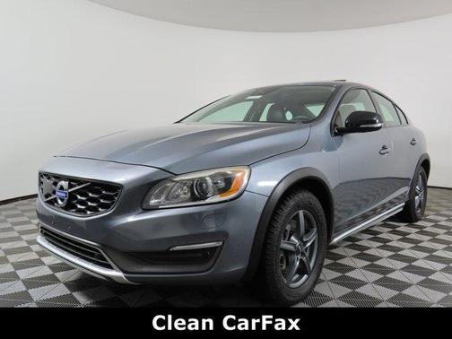 2016 Volvo S60 Cross Country T5 Platinum