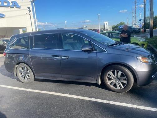 2015 Honda Odyssey Touring