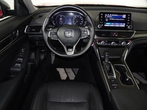 Photo 5 of 44 of 2021 Honda Accord Sport SE
