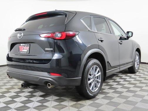 2023 Mazda CX-5 2.5 S Preferred Package