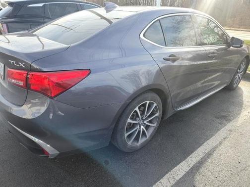 2018 Acura TLX V6 w/Technology Package