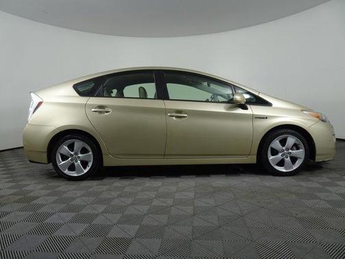 2010 Toyota Prius V