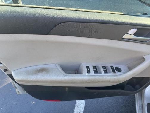 2017 Hyundai SONATA Base