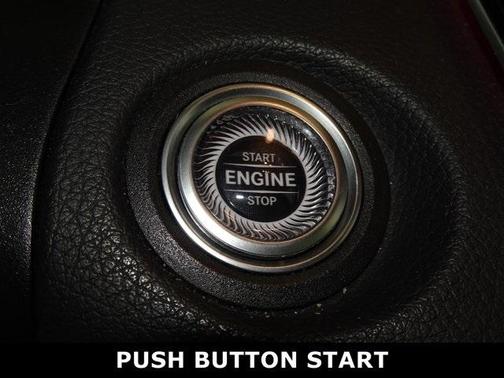 2022 Mercedes-Benz GLC 300 Base 4MATIC