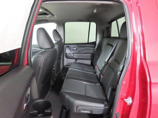 Radiant Red Metallic II 2026 Honda Ridgeline RTL