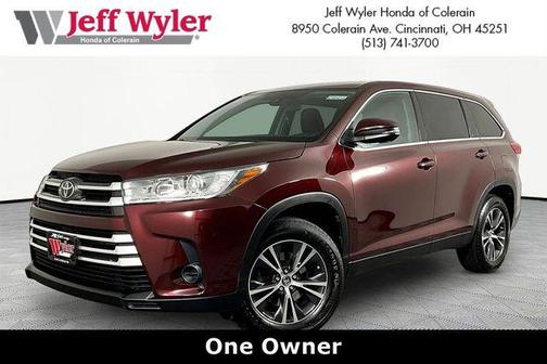 Ooh La La Rouge Mica 2019 Toyota Highlander LE