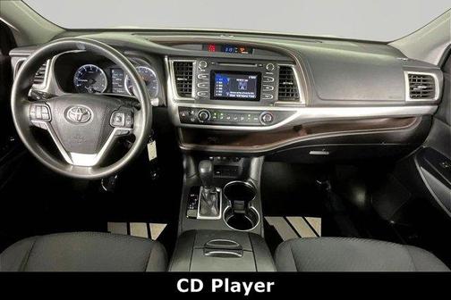 Ooh La La Rouge Mica 2019 Toyota Highlander LE