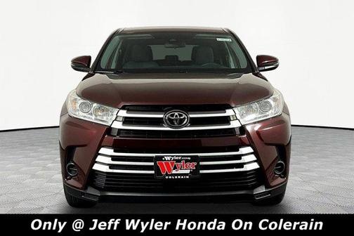 Ooh La La Rouge Mica 2019 Toyota Highlander LE