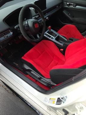 2023 Honda Civic Type R Base