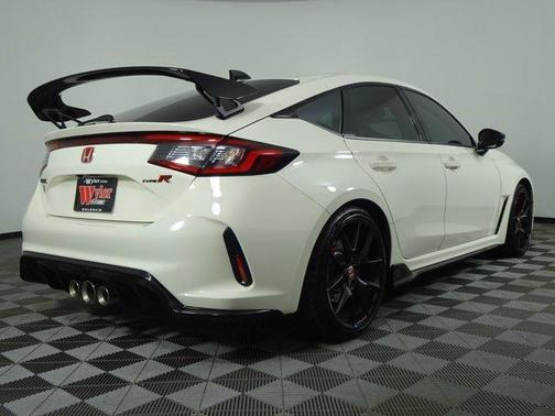 2023 Honda Civic Type R Base