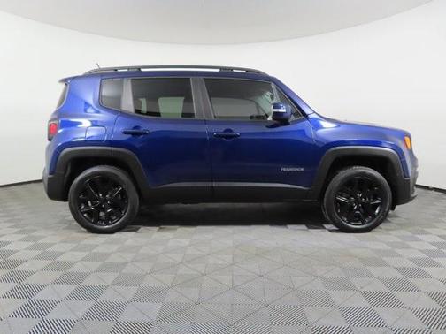 2017 Jeep Renegade Altitude