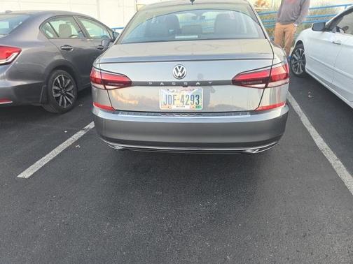 2022 Volkswagen Passat 2.0T SE