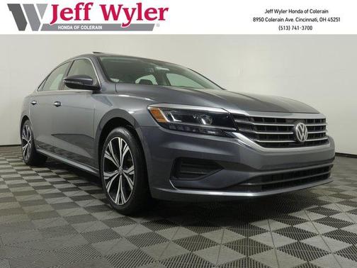 2022 Volkswagen Passat 2.0T SE